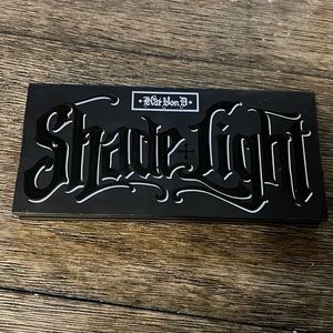 Kat Von D contour palette